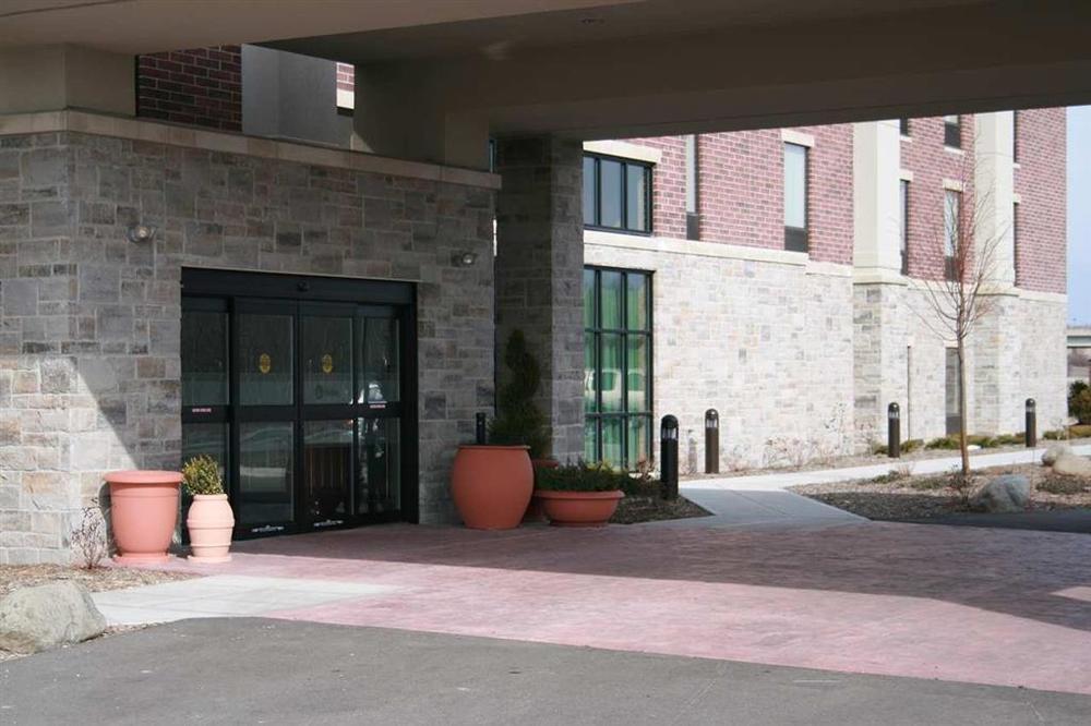 Hotel Hampton & 3*